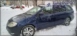 Легковой универсал Тойота Corolla Fielder 2001 года выпуска