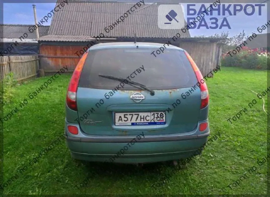 Автомобиль легковой универсал Nissan Almera Tino, 2000 года выпуска.-1