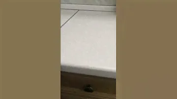 Столешница мрамор белый